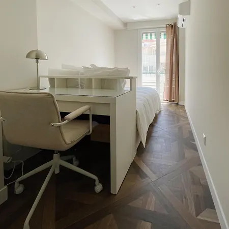 Charming Apartment, Air-conditioned And Centrally Located Apartman Nizza